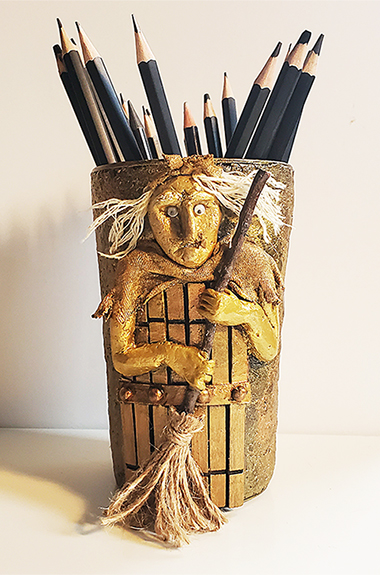 Baba Yaga sculpture