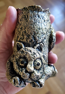 Cat Diffuser sculpture